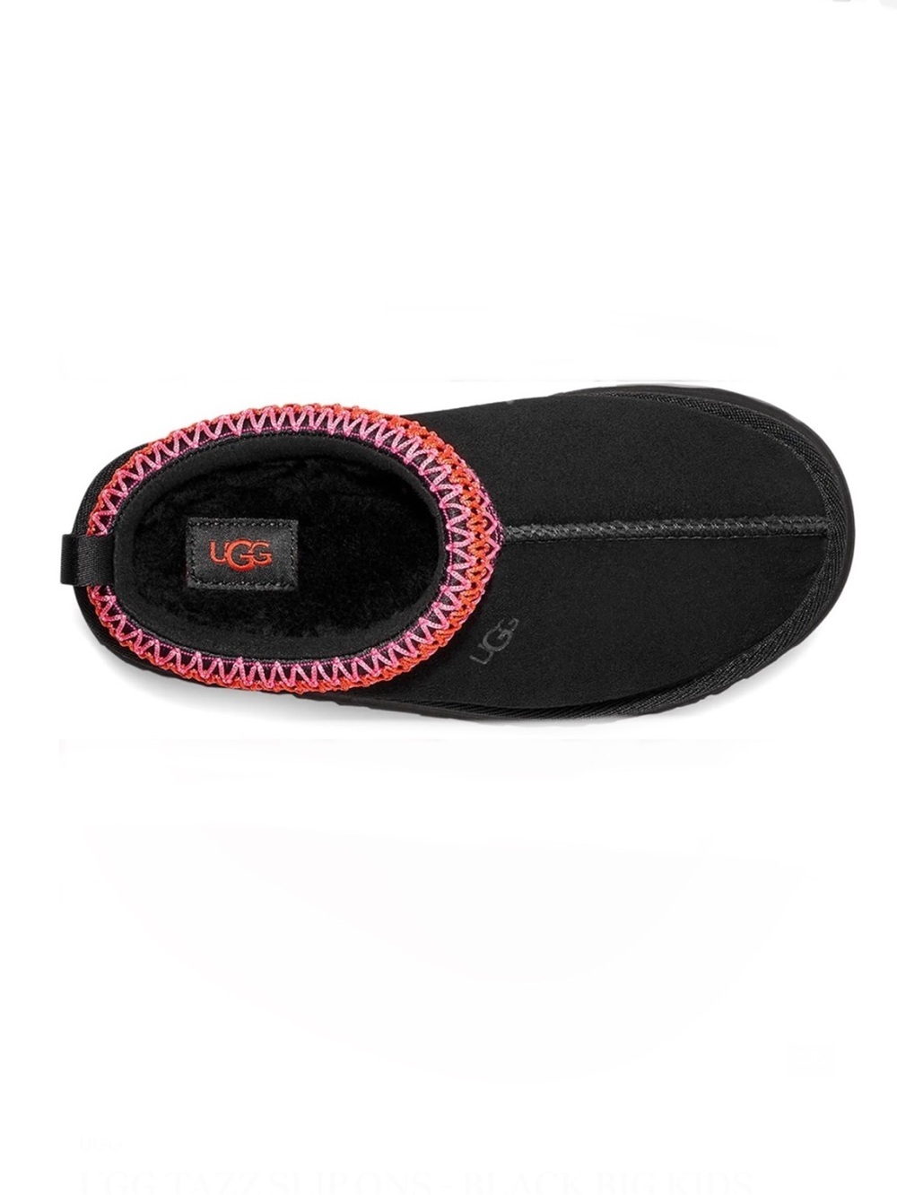UGG TAZZ SLIP ONS - BLACK BIG KIDS SIZE 4 (NEW WITH TAGS) A10 - Picture 2 of 5